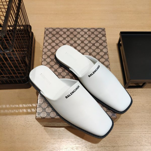 ? ? Balenciaga 2023 Spring/Summer 2023 Spring/Summer Internet celebrity first choice beautiful products full of printed Logo soles, letter logo casual lazy slippers