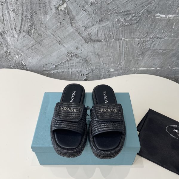 Prada 2024 popular straw series of must-have slippers A