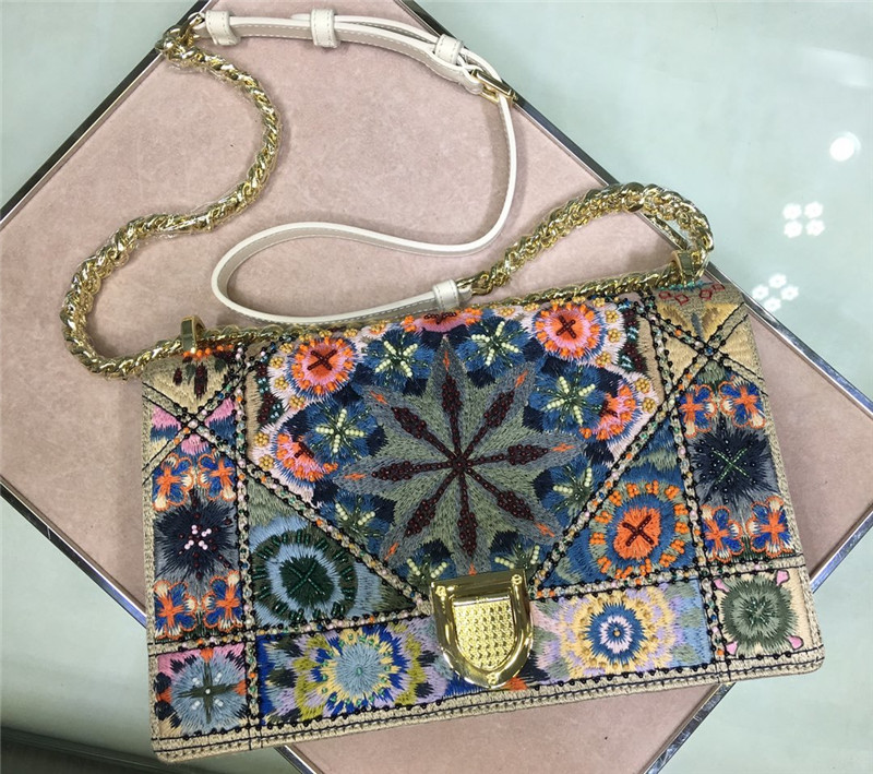 diorama embroidery bag - Image 6