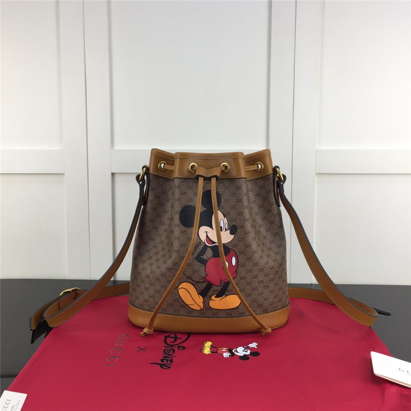 Disney x gucci small best sale bucket bag