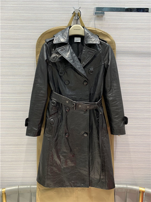 burberry trench coat