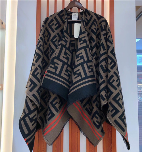fendi ff poncho in multicolour