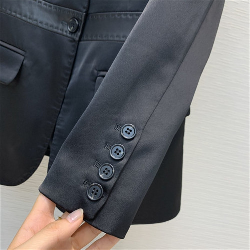 Burberry suit women - Image 2