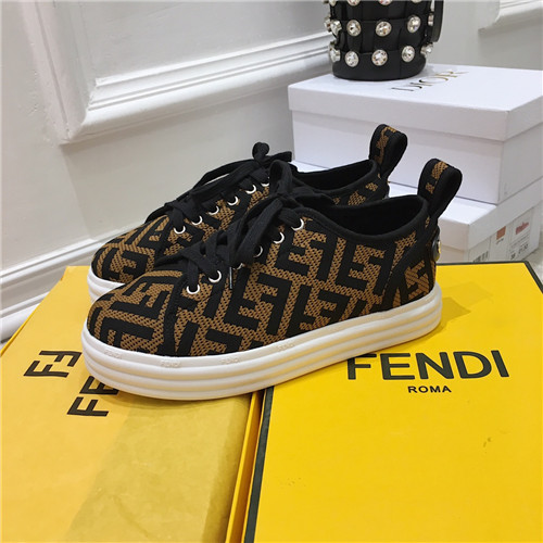 Scarpe clearance fendi outlet