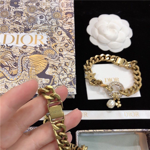 Dior CD necklace - Image 4