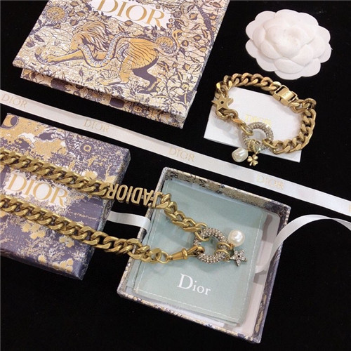 Dior CD necklace - Image 7