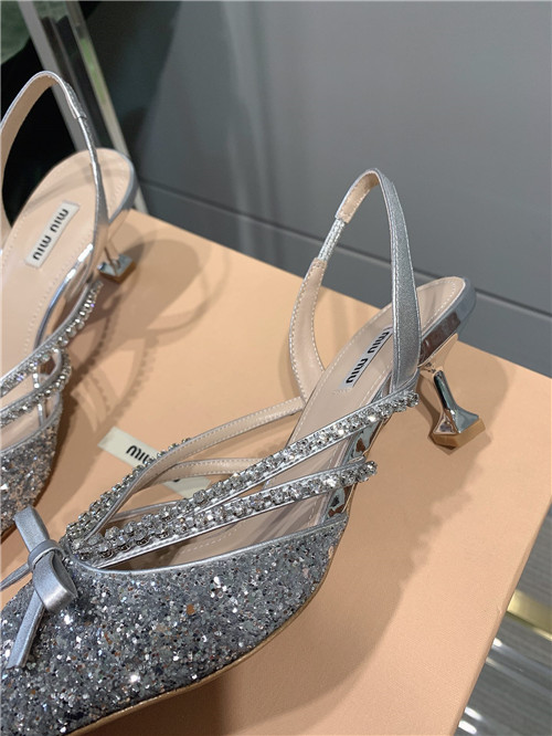 miumiu rhinestone bow sandals - Image 6