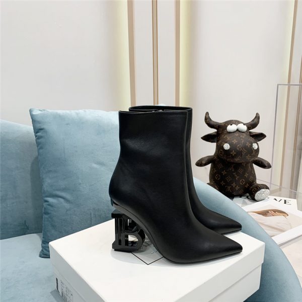 Balmain pointed toe B heel boots