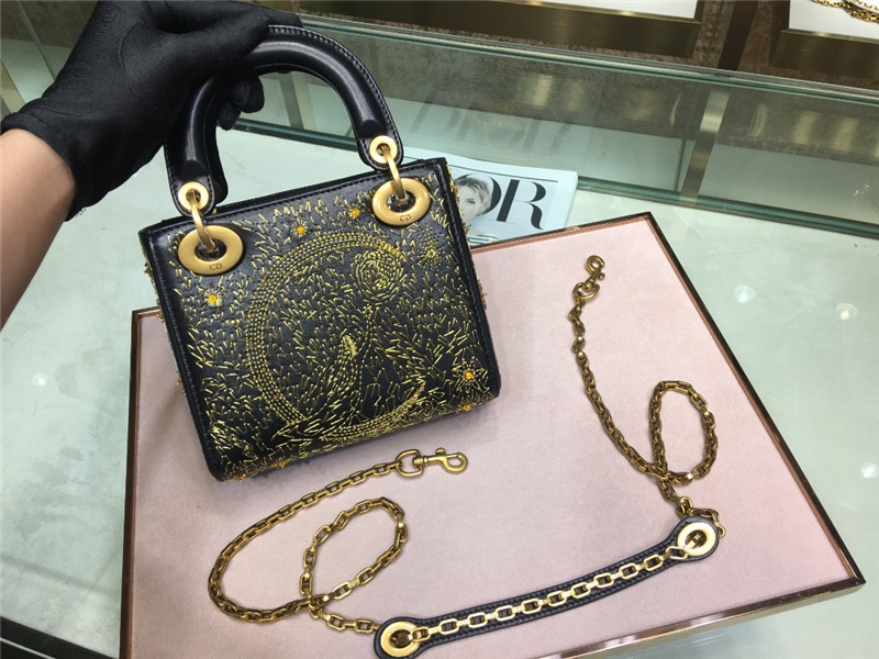 lady dior mini embroidery moon bag - Image 2
