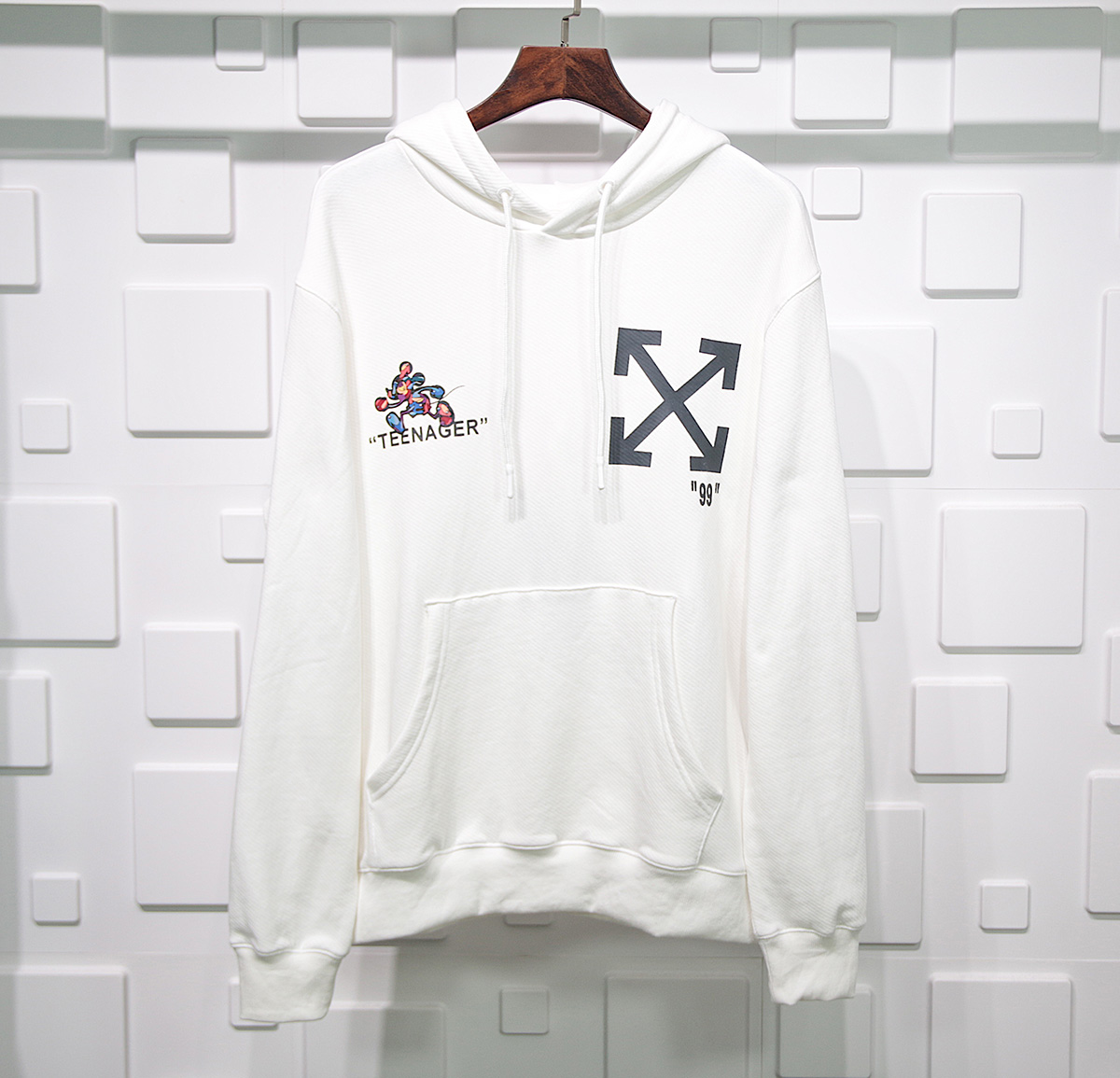 Off white mickey mouse 2024 hoodie