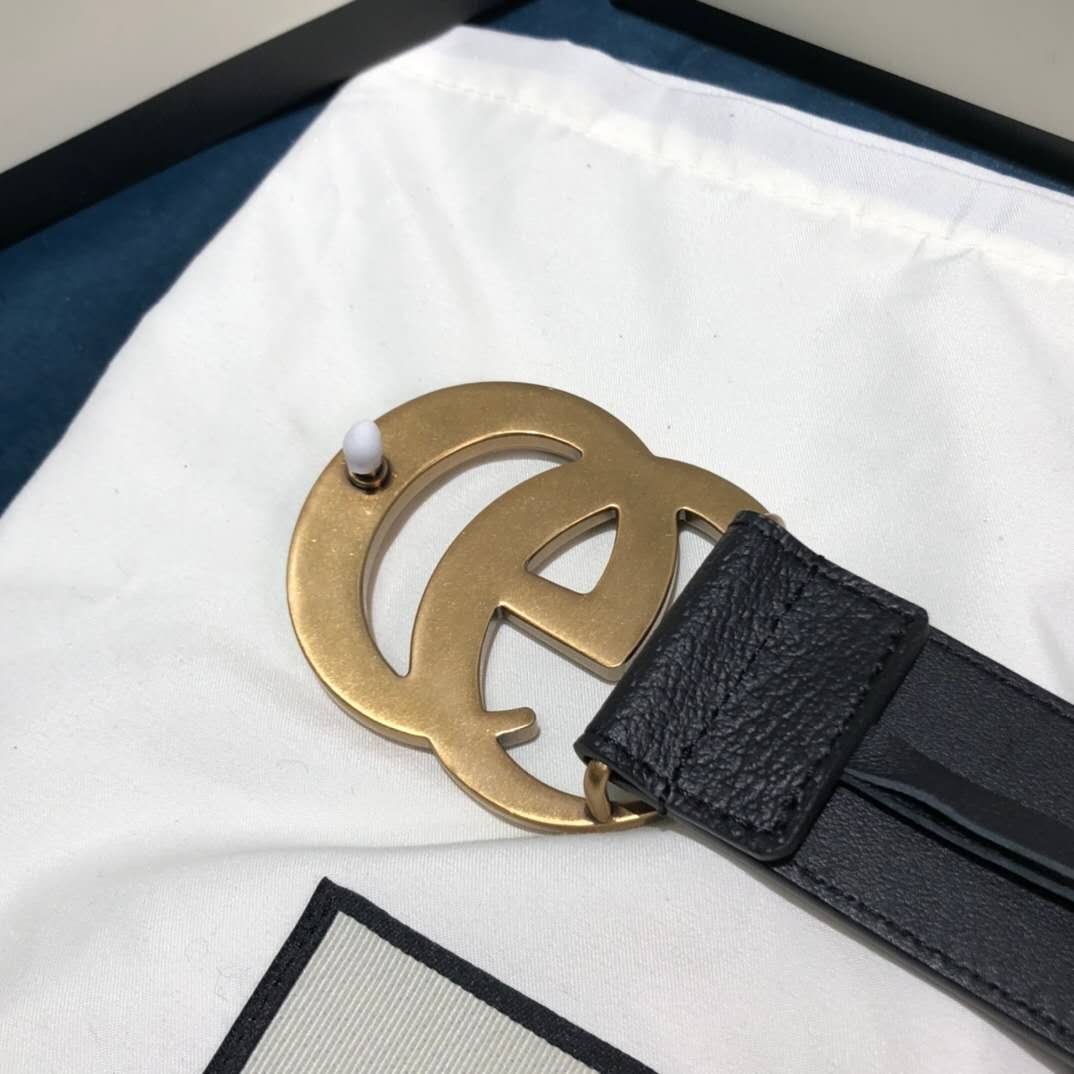 Gucci Black Belt ,1.5 Inch Buckle 3.003W*2.36 H Inches - Image 2