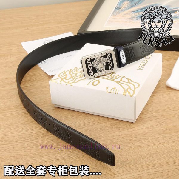 High end quality, physical photographyComes with a complete set of packagingVERSACE Overseas nwcmmx7e