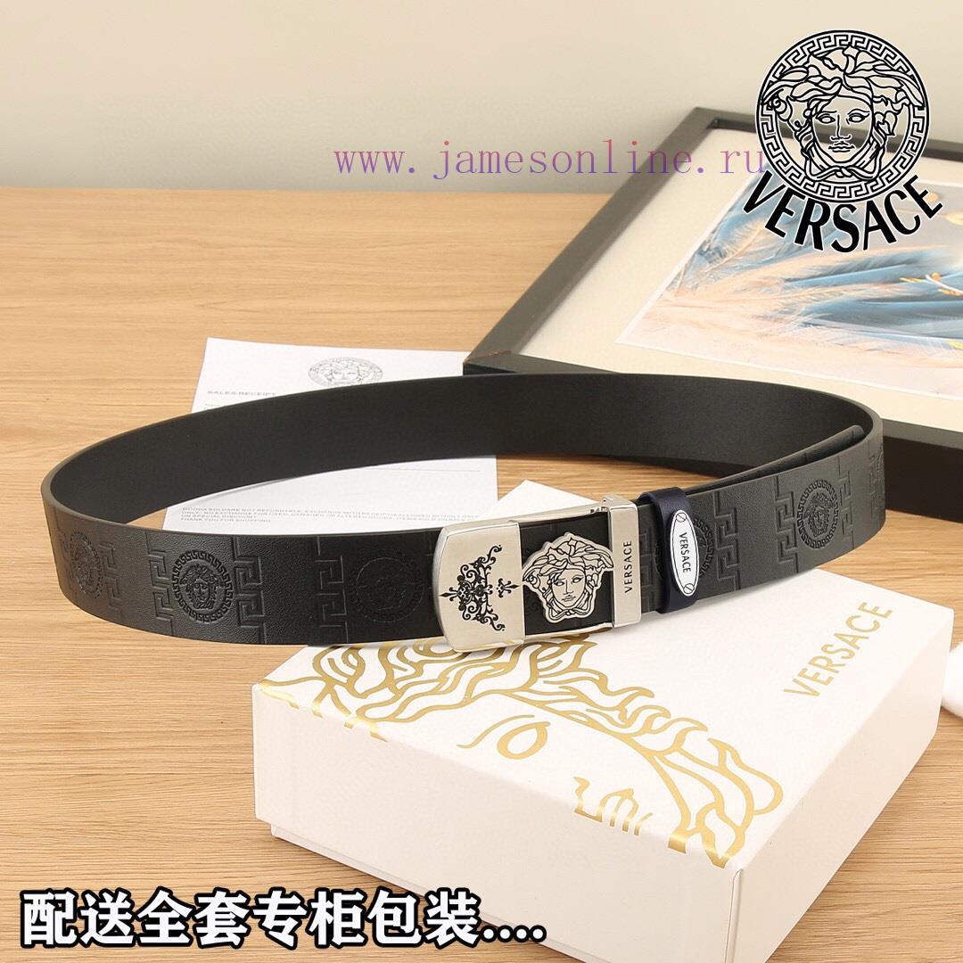 High end quality, physical photographyComes with a complete set of packagingVERSACE Overseas j41h4s8r - Image 4