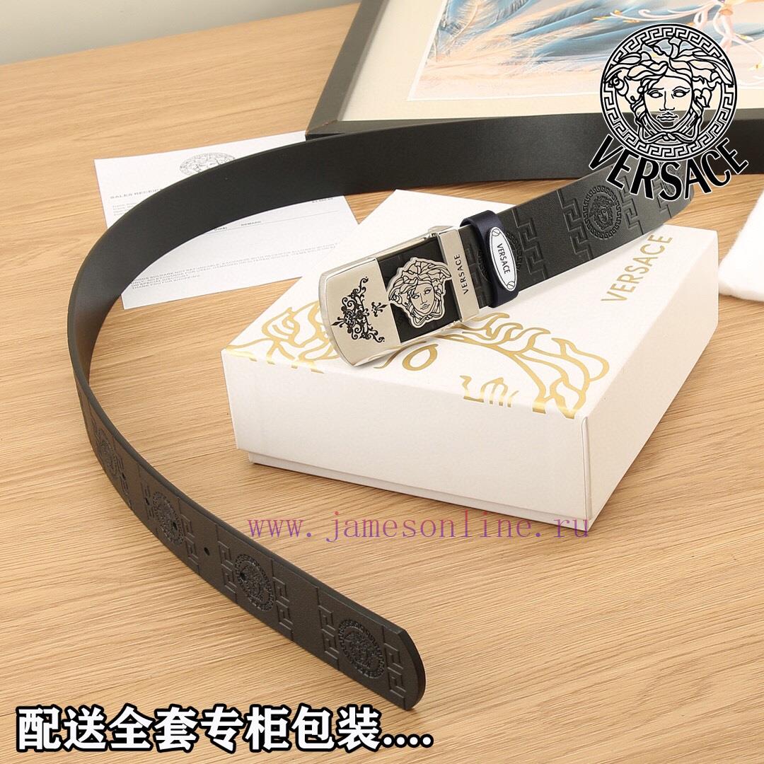 High end quality, physical photographyComes with a complete set of packagingVERSACE Overseas j41h4s8r - Image 9