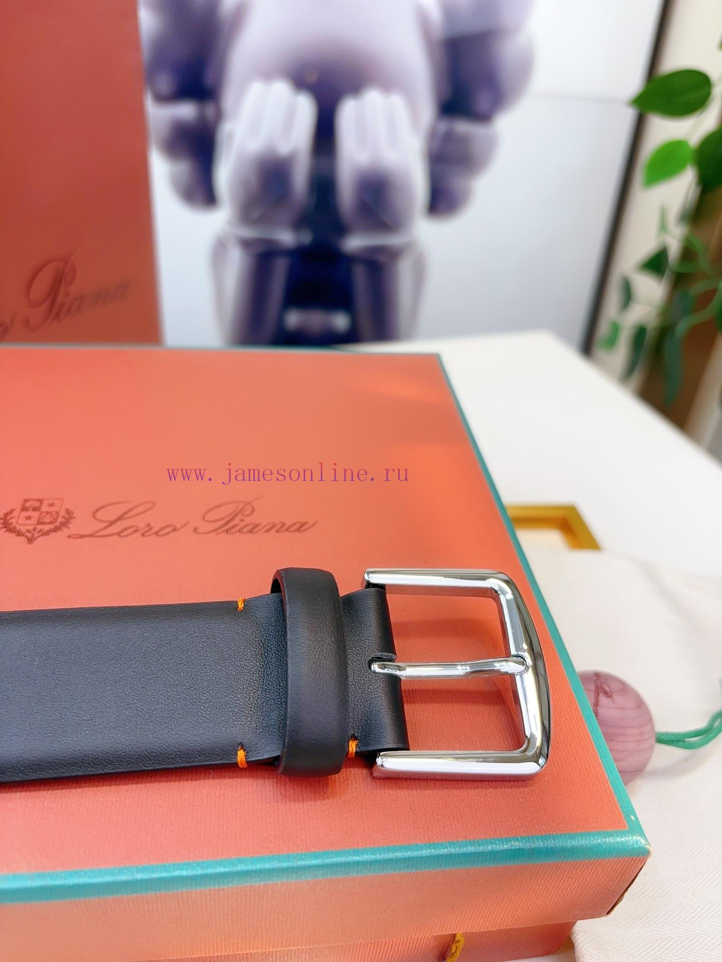 Loro Piana's belt is made of calf leather and handcrafted to give it a very soft and comfort 1yfmcd0l - Image 5